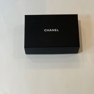 Chanel gift box